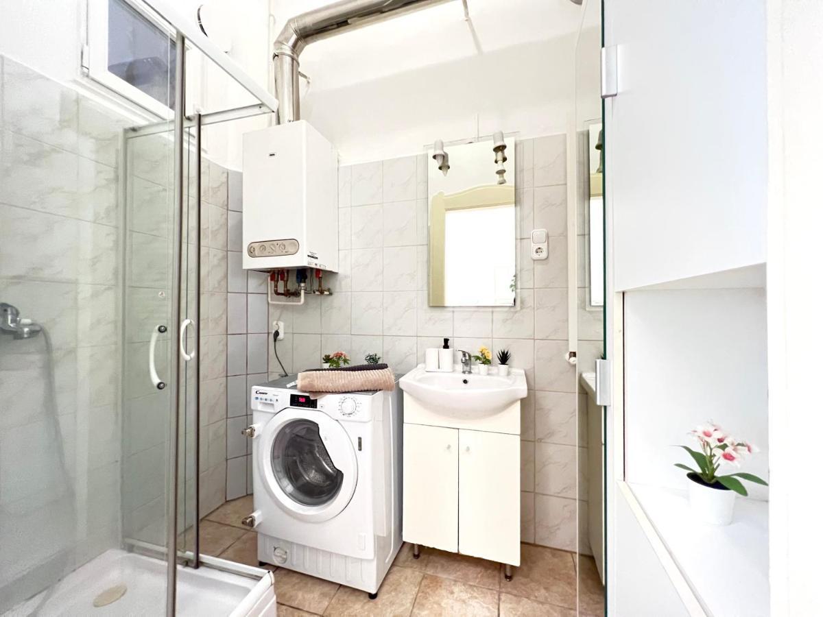 Hogyes Endre Apartment بودابست المظهر الخارجي الصورة
