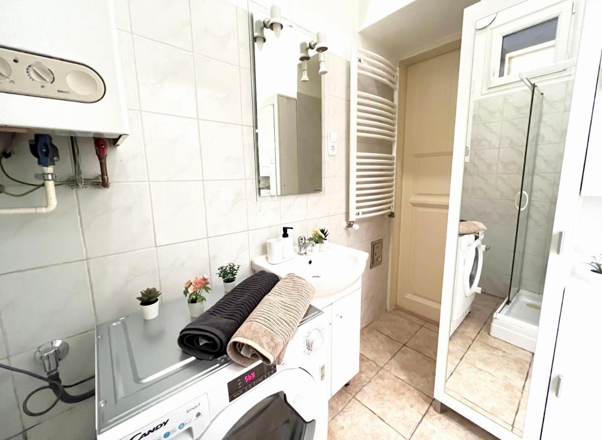 Hogyes Endre Apartment بودابست المظهر الخارجي الصورة